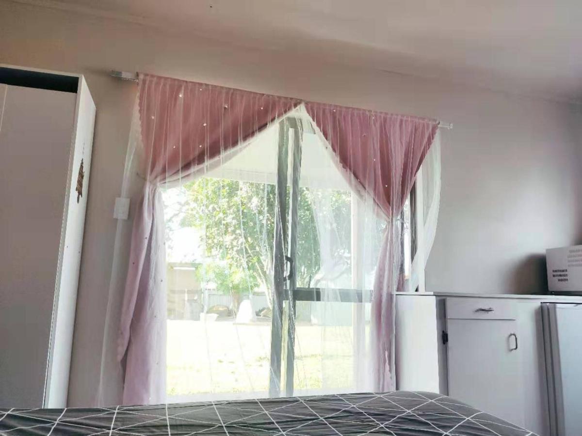 Nest With Bathroom On Brunskill Cambridge Esterno foto